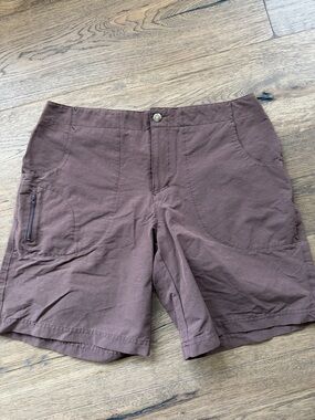Title nine brown athletic hiking shorts size 10